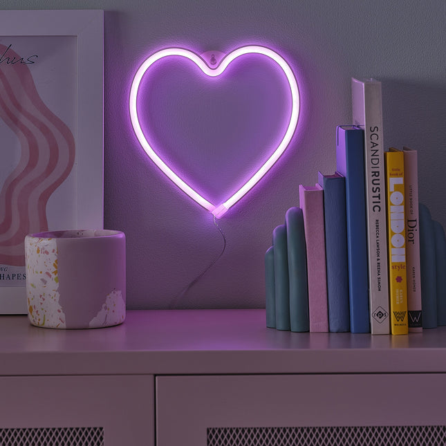 Lampada al neon a cuore rosa