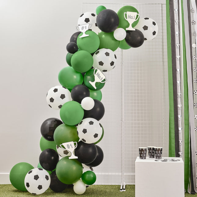 Arco di palloncini di calcio