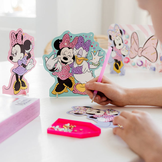 Pittura con diamanti di Minnie Mouse