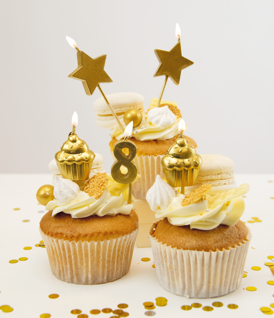 Candele 8 anni Cupcake Oro 17,5 cm