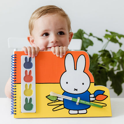 Libro dei colori di Miffy