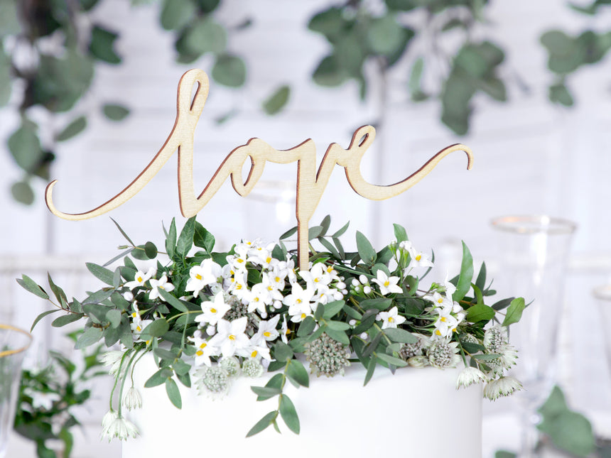 Cake topper Love Wood 16cm