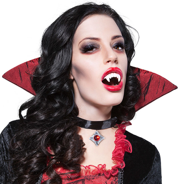 Denti da vampiro di Halloween