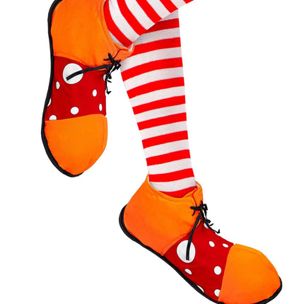 Clown dalle scarpe rosse